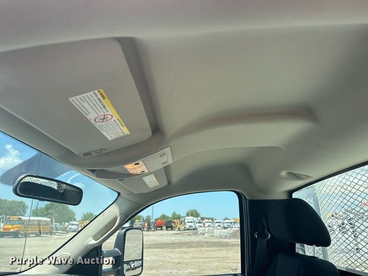 image for item EG6059 2013 Chevrolet Silverado 3500HD utility bed pickup truck