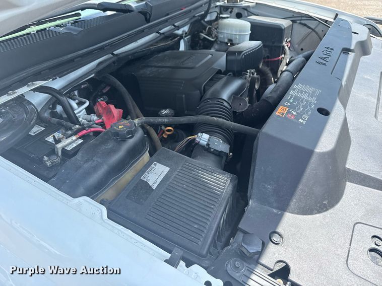 image for item EG6059 2013 Chevrolet Silverado 3500HD utility bed pickup truck