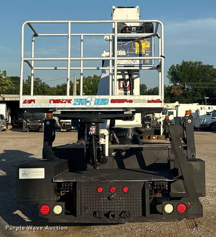 image for item EG6065 2014 Dodge Ram 5500HD bucket truck