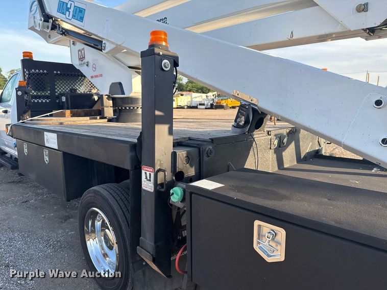 image for item EG6065 2014 Dodge Ram 5500HD bucket truck