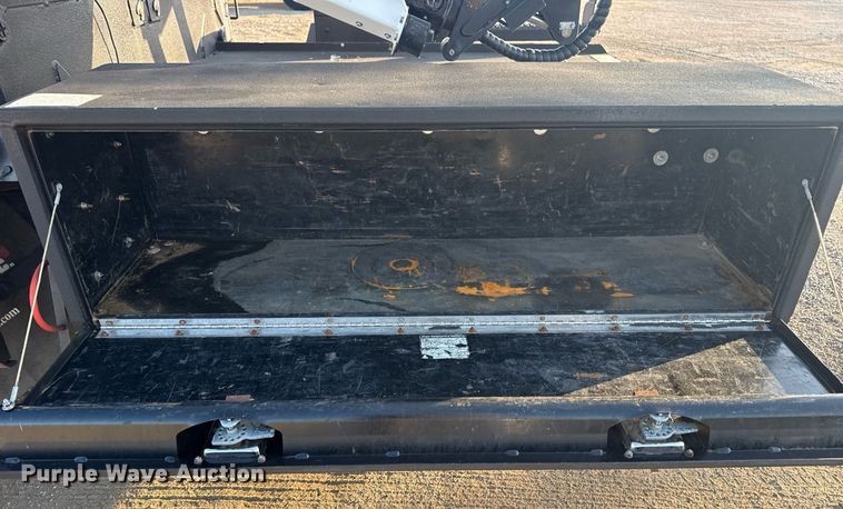 image for item EG6065 2014 Dodge Ram 5500HD bucket truck