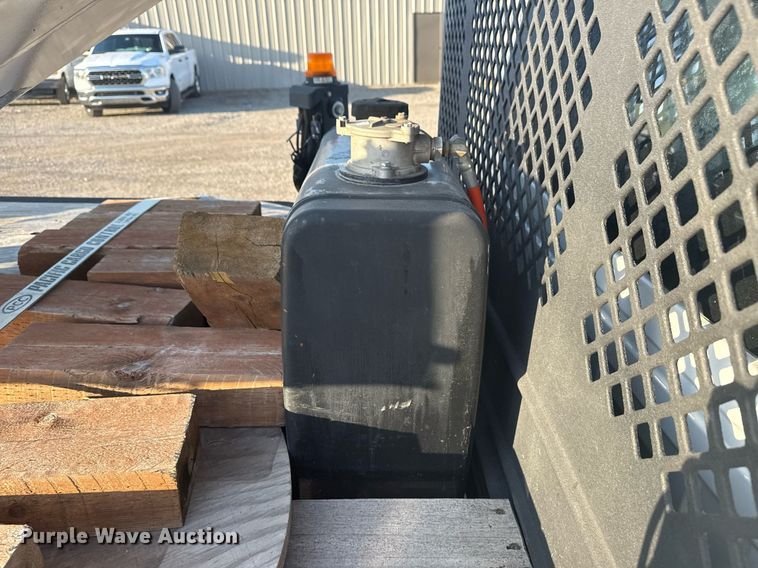 image for item EG6065 2014 Dodge Ram 5500HD bucket truck