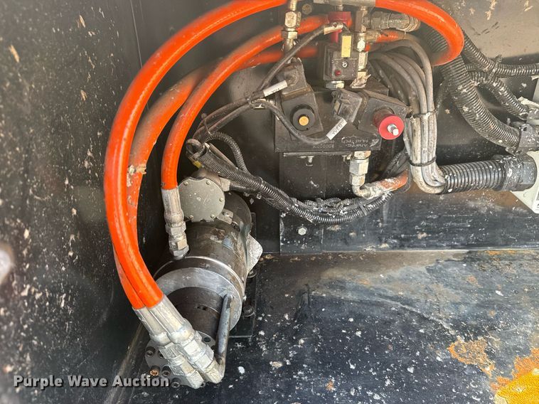 image for item EG6065 2014 Dodge Ram 5500HD bucket truck