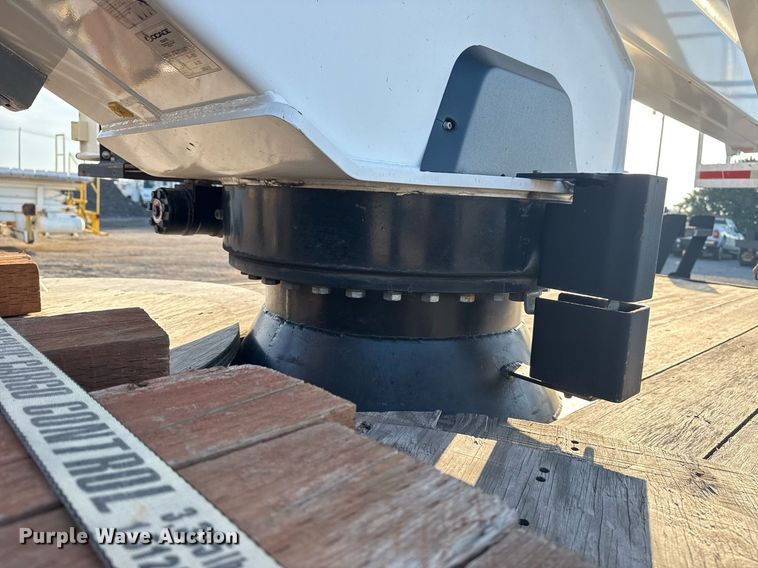 image for item EG6065 2014 Dodge Ram 5500HD bucket truck