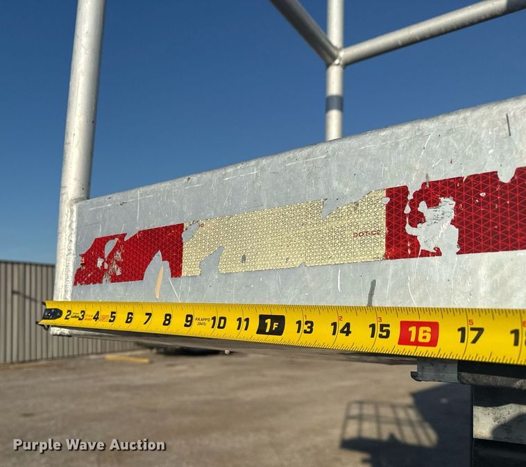 image for item EG6065 2014 Dodge Ram 5500HD bucket truck