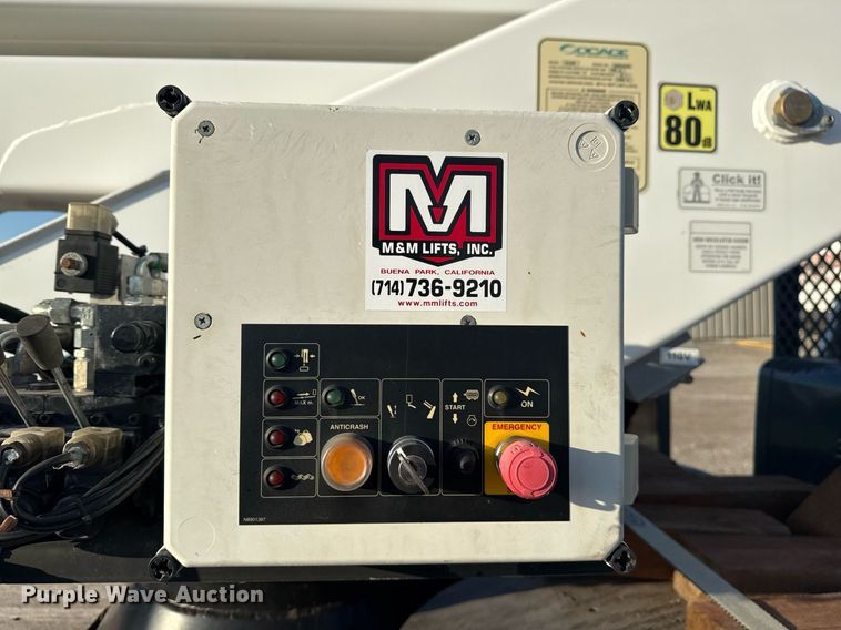 image for item EG6065 2014 Dodge Ram 5500HD bucket truck