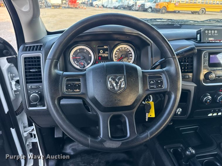 image for item EG6065 2014 Dodge Ram 5500HD bucket truck