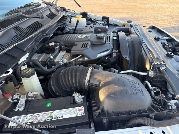 image for item EG6065 2014 Dodge Ram 5500HD bucket truck