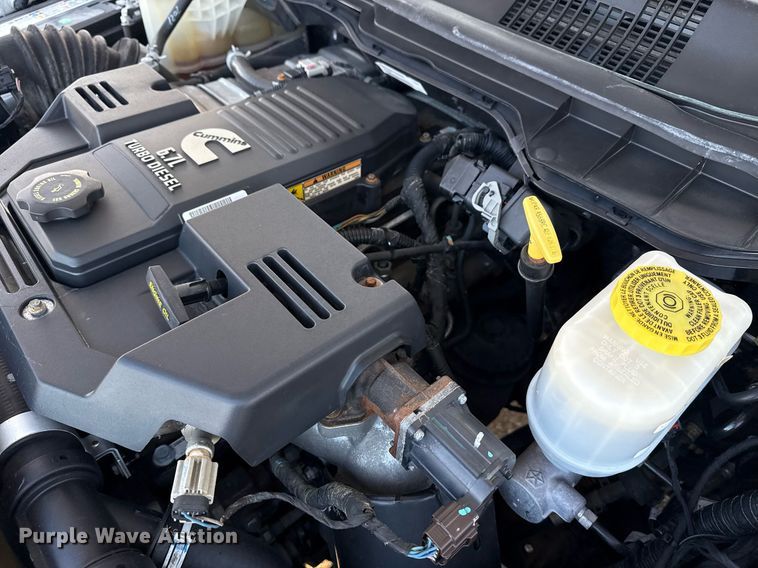 image for item EG6065 2014 Dodge Ram 5500HD bucket truck