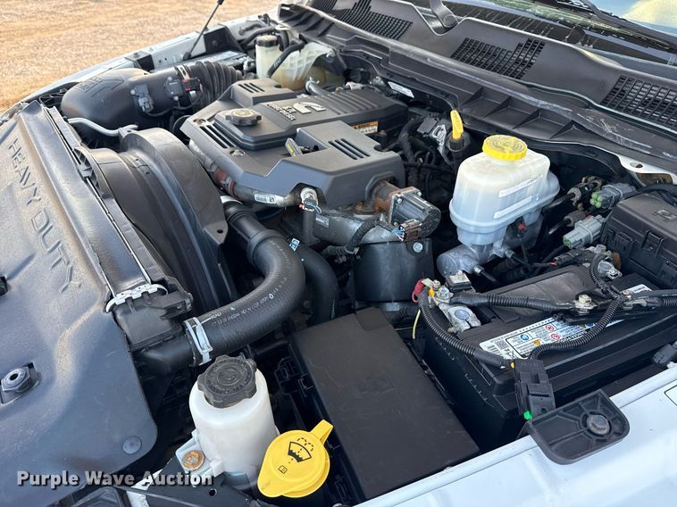 image for item EG6065 2014 Dodge Ram 5500HD bucket truck