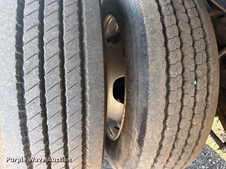 image for item EG6065 2014 Dodge Ram 5500HD bucket truck