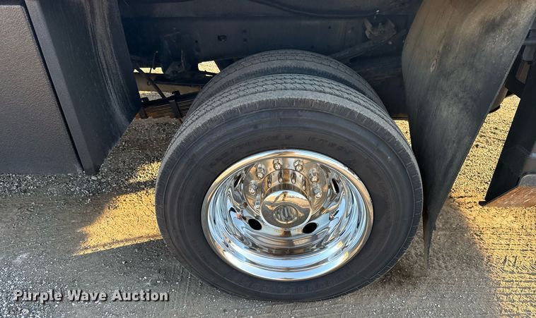 image for item EG6065 2014 Dodge Ram 5500HD bucket truck