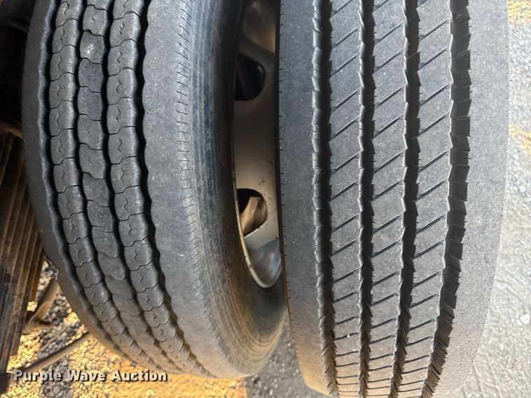 image for item EG6065 2014 Dodge Ram 5500HD bucket truck