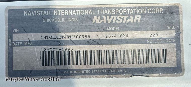 image for item EG6067 1996 International 2674 flatbed truck