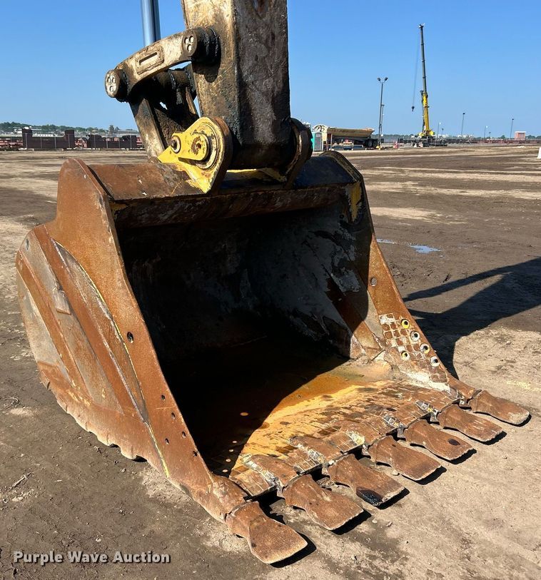 image for item EK8365 2018 Caterpillar 349FL excavator