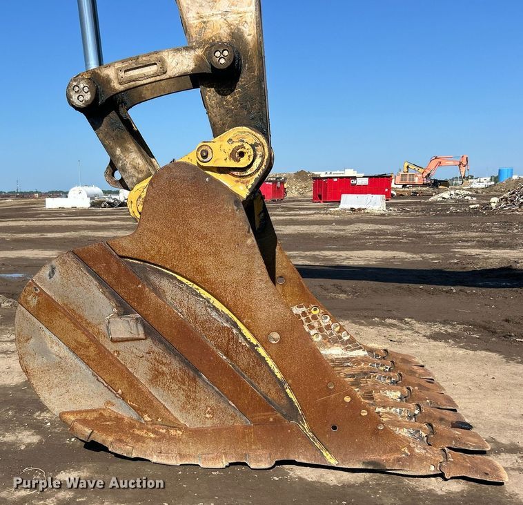 image for item EK8365 2018 Caterpillar 349FL excavator