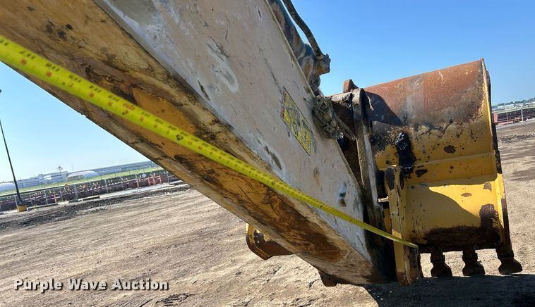 image for item EK8365 2018 Caterpillar 349FL excavator