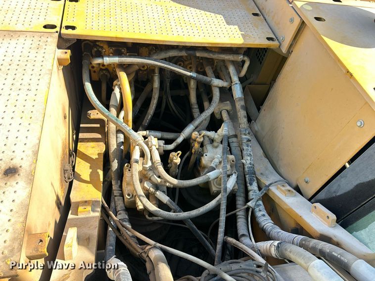 image for item EK8365 2018 Caterpillar 349FL excavator