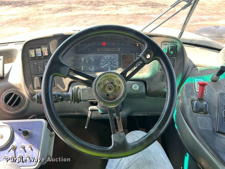 image for item EK8366 2003 John Deere 400D water wagon