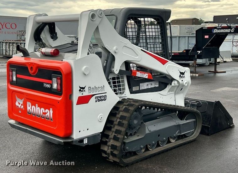 MINI CARGADOR SOBRE ORUGAS 2016 BOBCAT T590