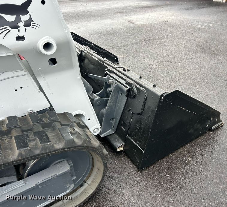 image for item EK8377 2016 Bobcat T590 tracked skid steer loader