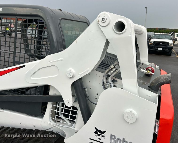 image for item EK8377 2016 Bobcat T590 tracked skid steer loader