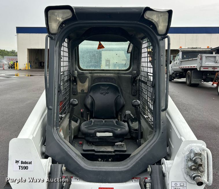 image for item EK8377 2016 Bobcat T590 tracked skid steer loader
