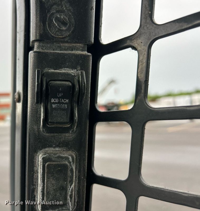 image for item EK8377 2016 Bobcat T590 tracked skid steer loader