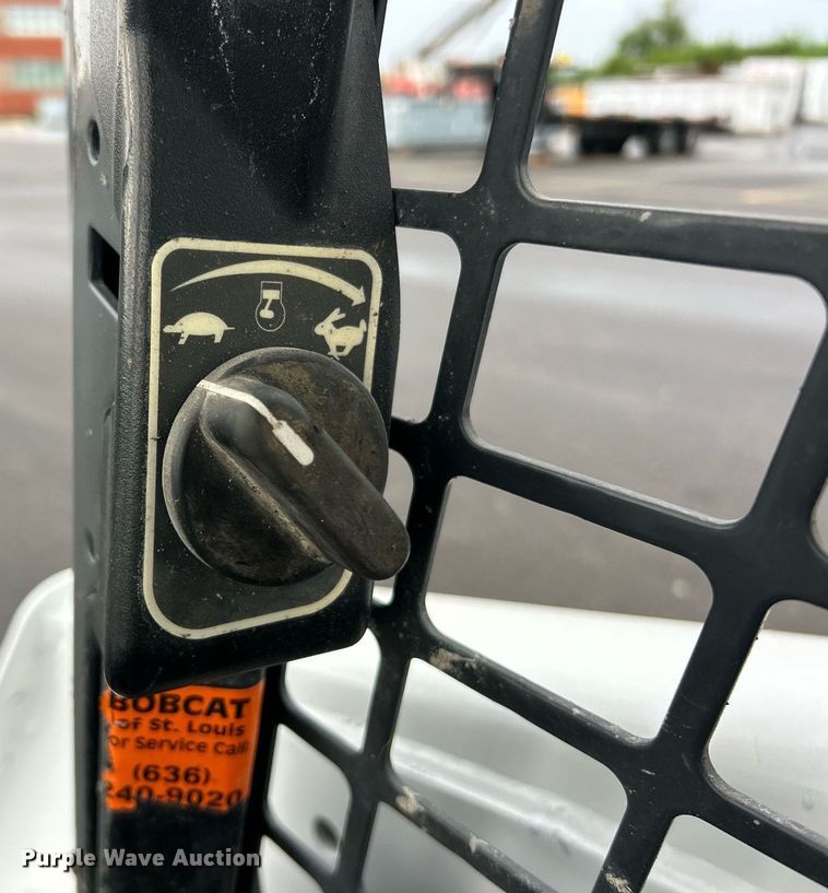 image for item EK8377 2016 Bobcat T590 tracked skid steer loader