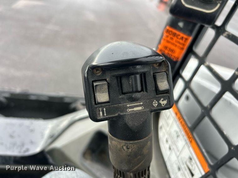 image for item EK8377 2016 Bobcat T590 tracked skid steer loader