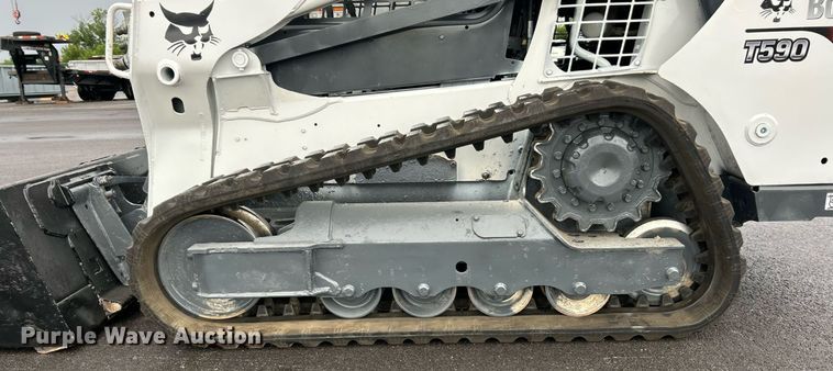 image for item EK8377 2016 Bobcat T590 tracked skid steer loader
