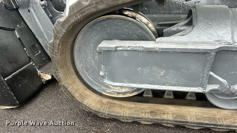 image for item EK8377 2016 Bobcat T590 tracked skid steer loader