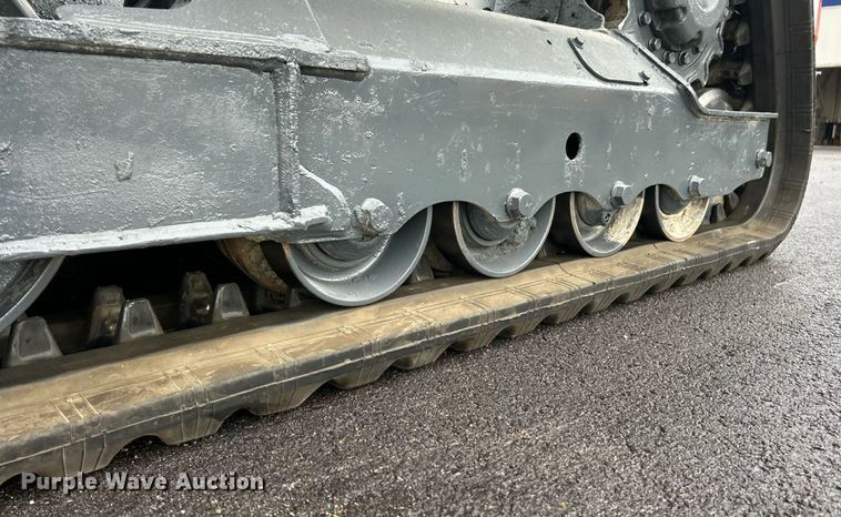 image for item EK8377 2016 Bobcat T590 tracked skid steer loader