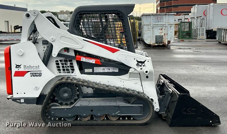 MINI CARGADOR SOBRE ORUGAS 2016 BOBCAT T590