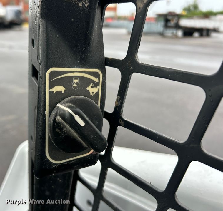 image for item EK8378 2016 Bobcat T590 tracked skid steer loader