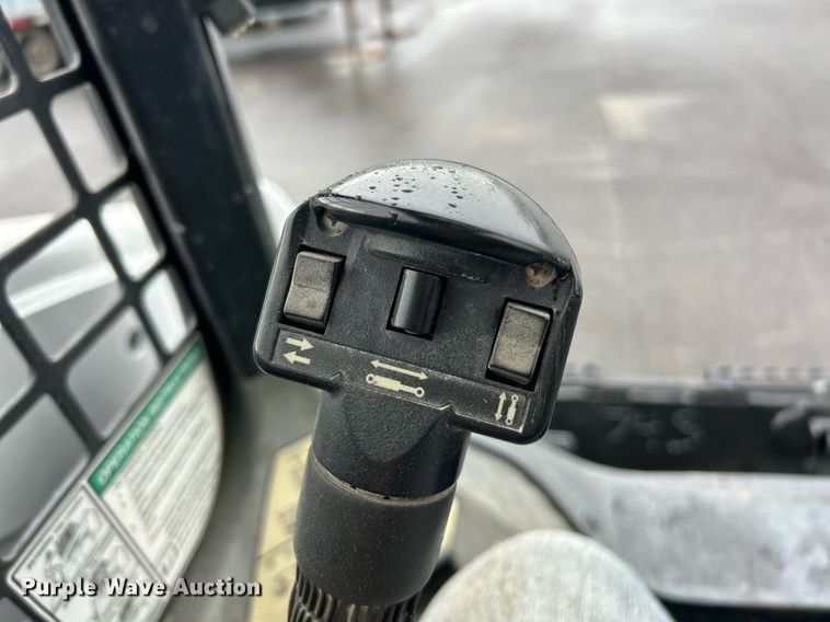 image for item EK8378 2016 Bobcat T590 tracked skid steer loader