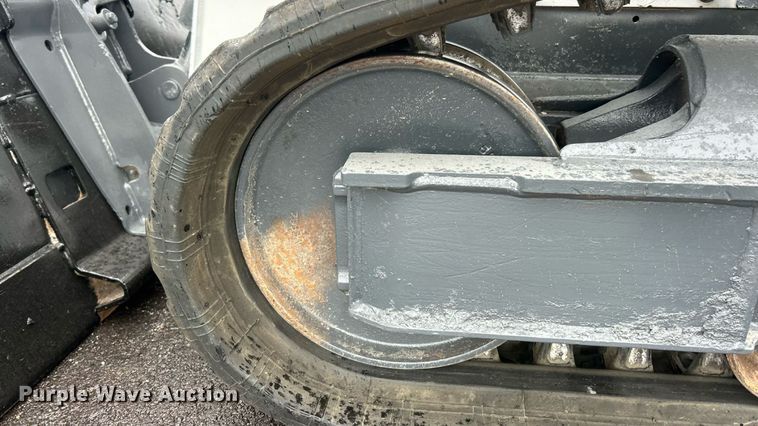 image for item EK8378 2016 Bobcat T590 tracked skid steer loader