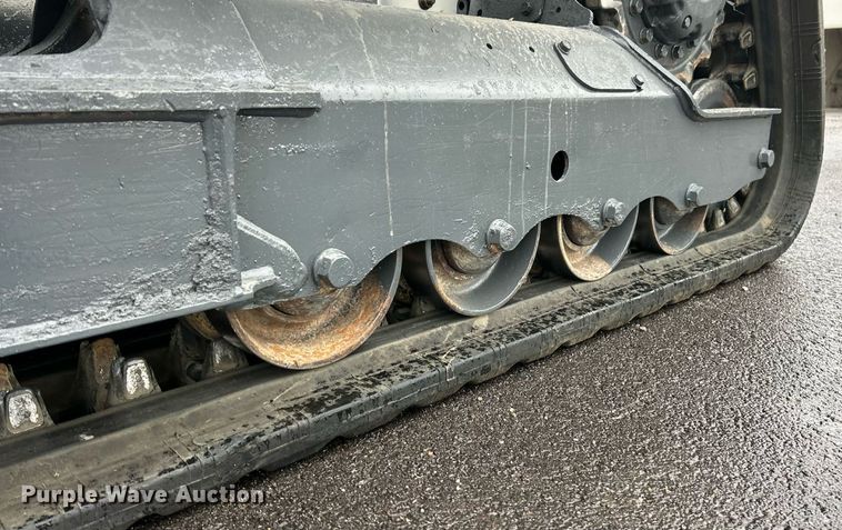 image for item EK8378 2016 Bobcat T590 tracked skid steer loader