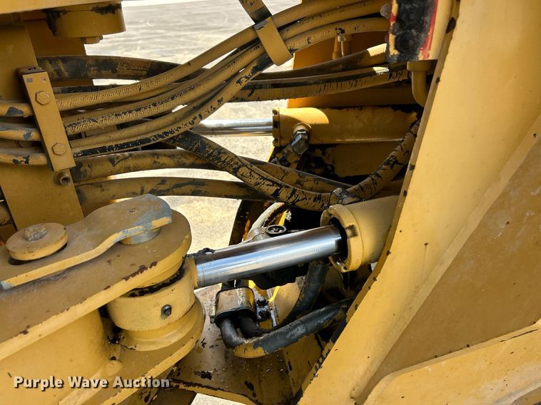 image for item EK8388 1998 Caterpillar 938G wheel loader