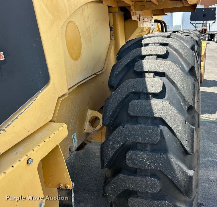 image for item EK8388 1998 Caterpillar 938G wheel loader