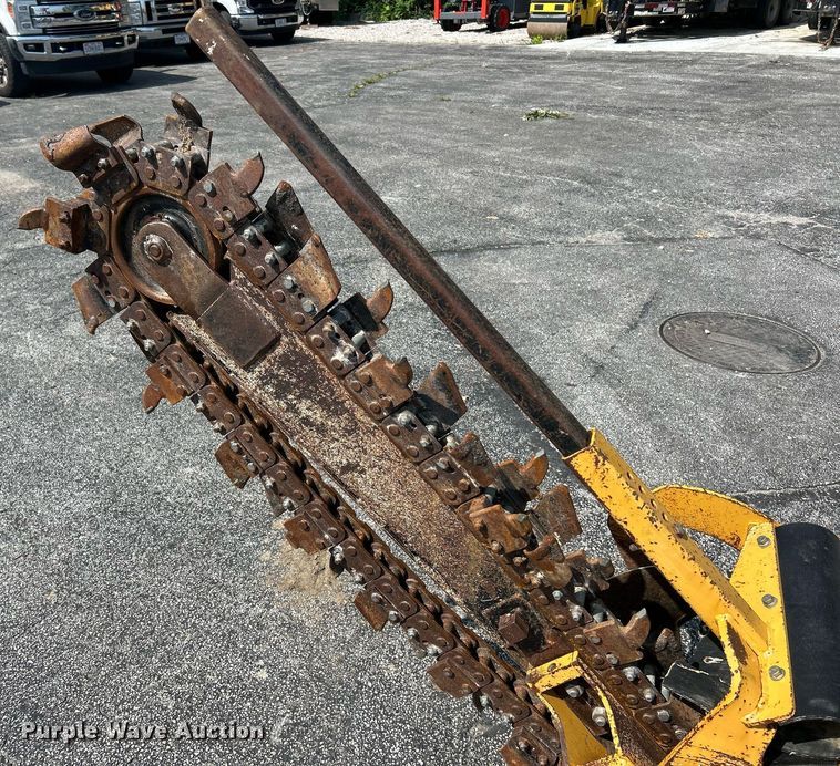 image for item EK8390 2019 Vermeer RTX250 trencher