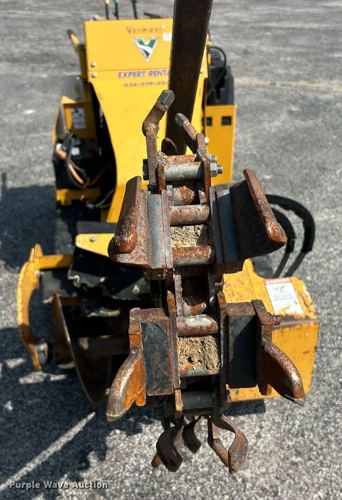 image for item EK8390 2019 Vermeer RTX250 trencher