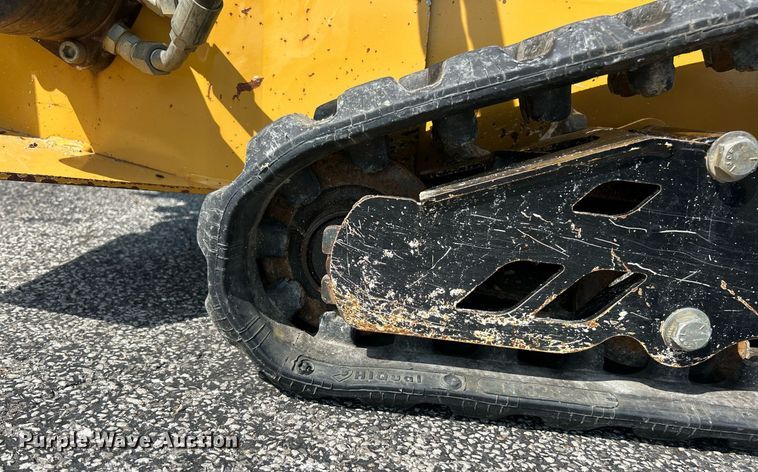 image for item EK8390 2019 Vermeer RTX250 trencher