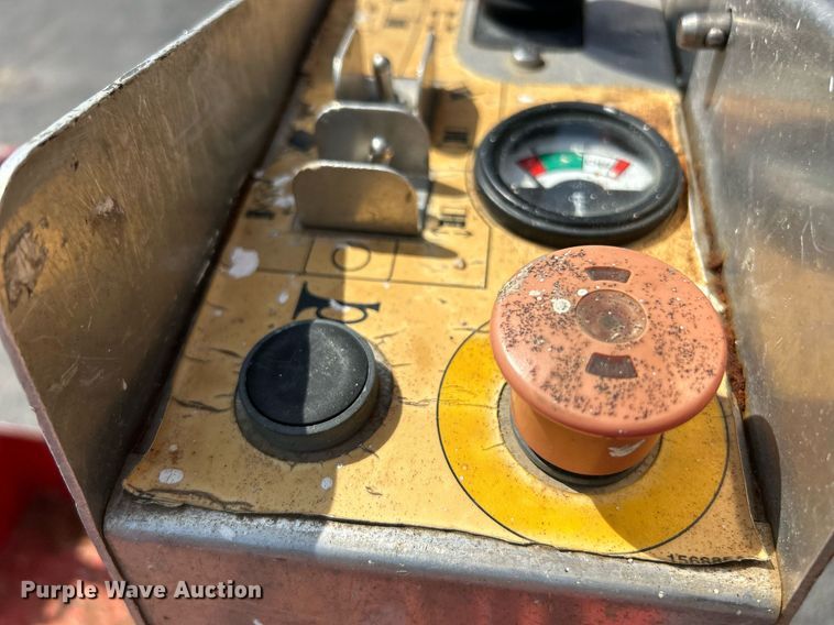 image for item EK8392 Skyjack SJIII 3226 scissor lift