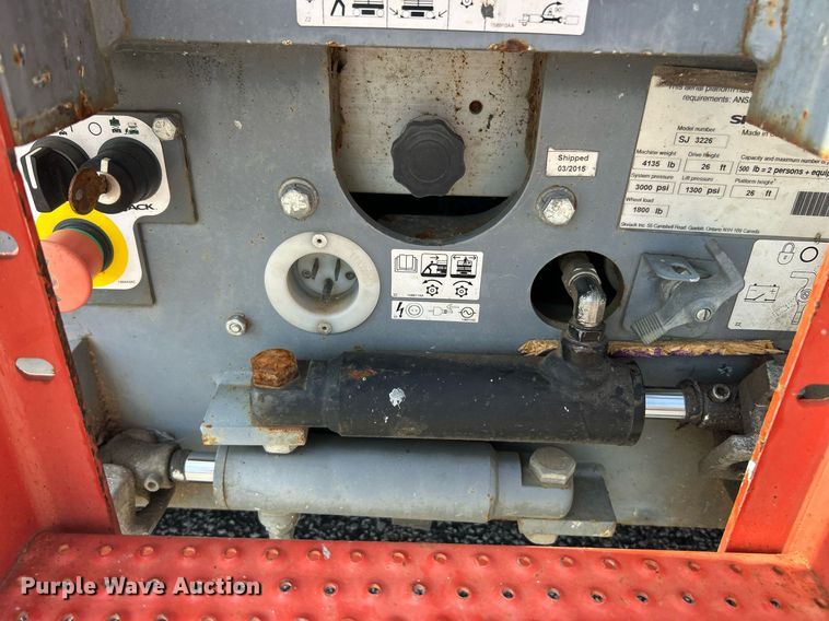 image for item EK8392 Skyjack SJIII 3226 scissor lift