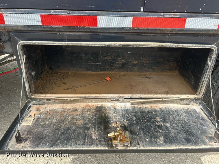 image for item EK8416 2006 Sterling Acterra flatbed truck