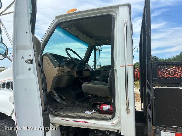 image for item EK8416 2006 Sterling Acterra flatbed truck