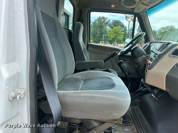 image for item EK8416 2006 Sterling Acterra flatbed truck