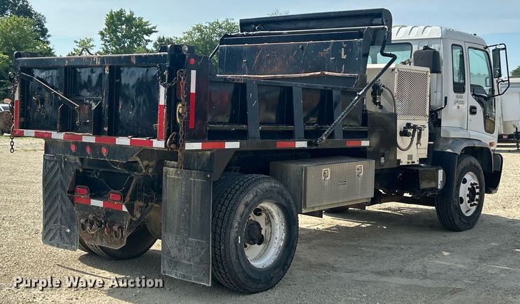 image for item EK8424 1997 Isuzu F7 flatbed truck