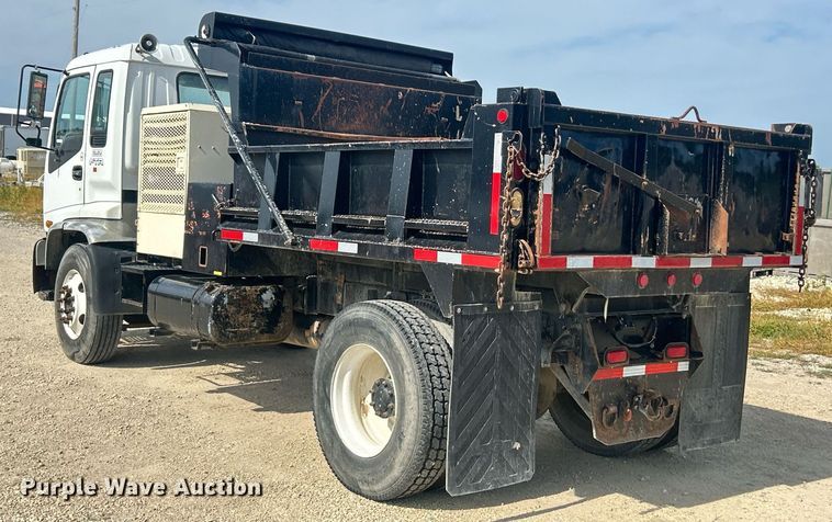 image for item EK8424 1997 Isuzu F7 flatbed truck